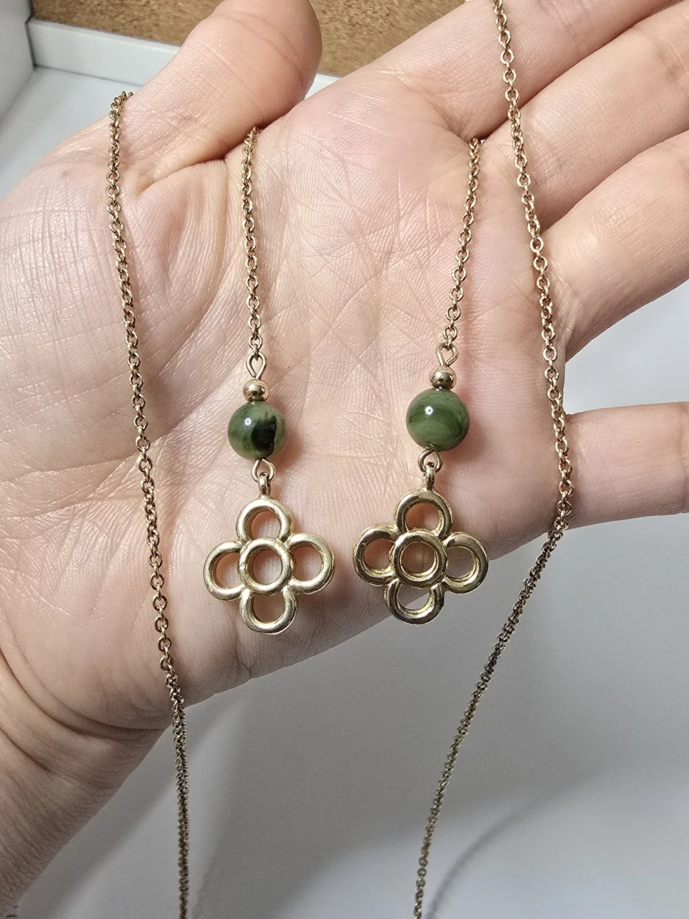 Vintage Gold Clover Jade Stone Lariat Necklace